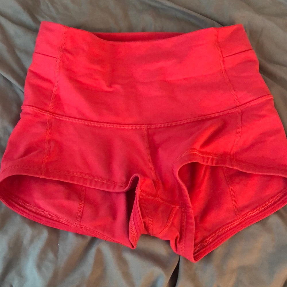 Lululemon Size 6 Yoga Short